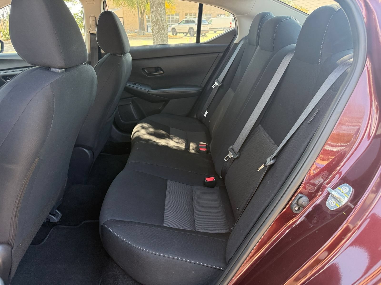 Used 2025 Nissan Sentra SV FWD image 25