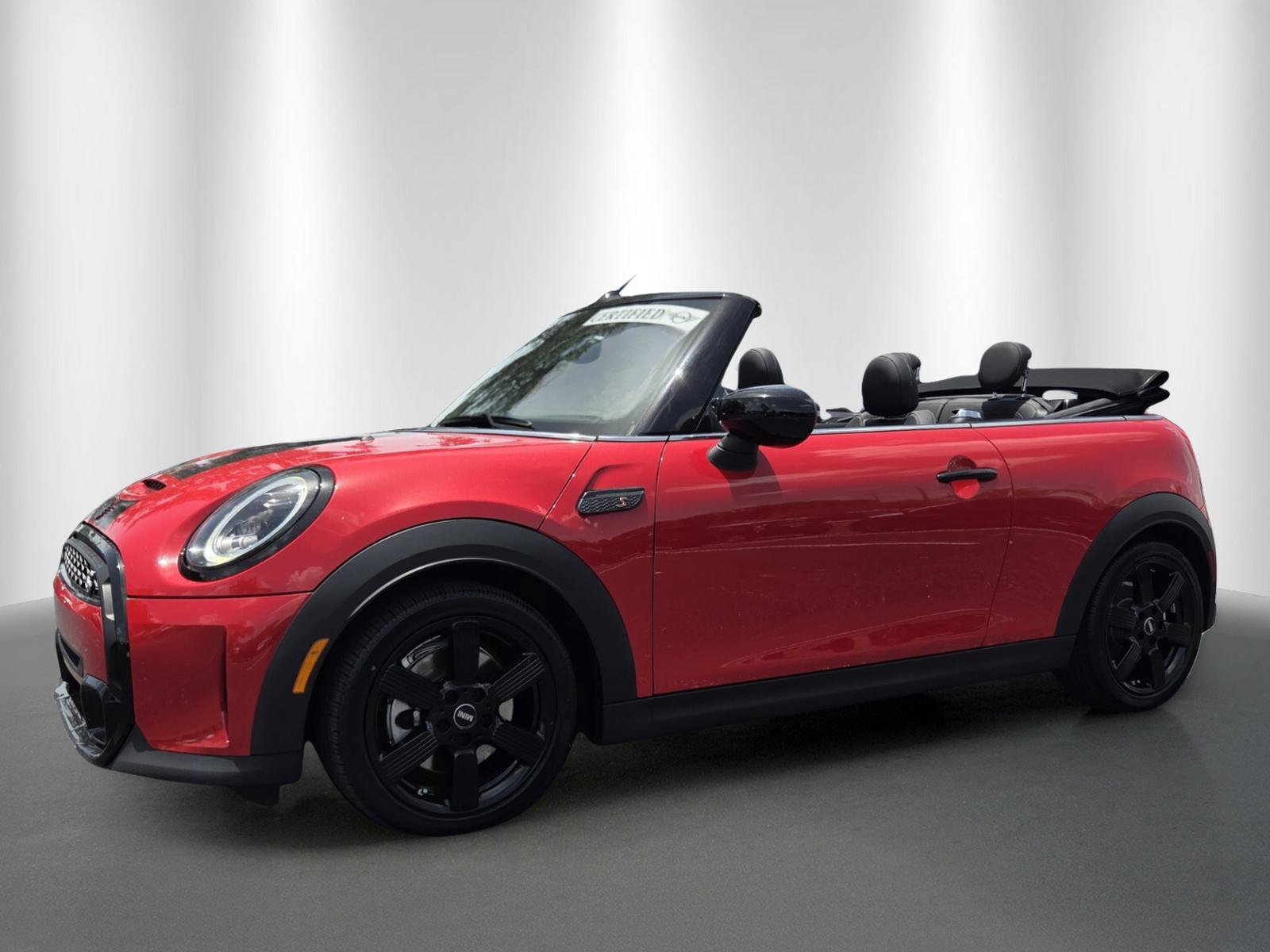 Used 2024 MINI Cooper S FWD image 3