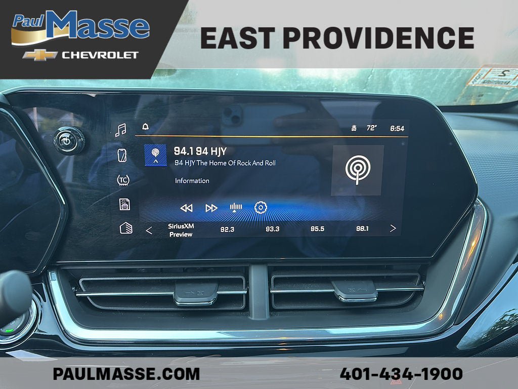Certified 2024 Chevrolet Trax RS w/ Sunroof Package FWD image 13