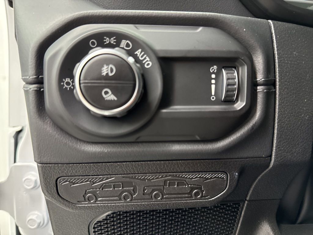 New 2026 Jeep Gladiator Sport image 16