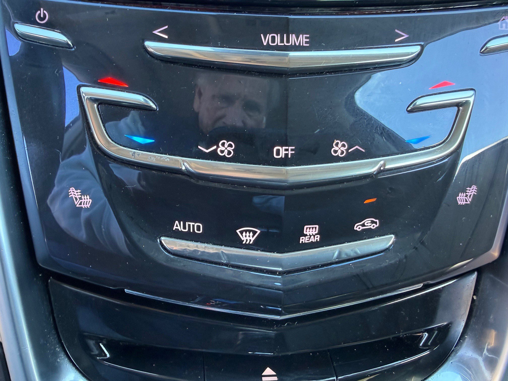 Used 2015 Cadillac SRX Luxury w/ Driver Awareness Package image 16