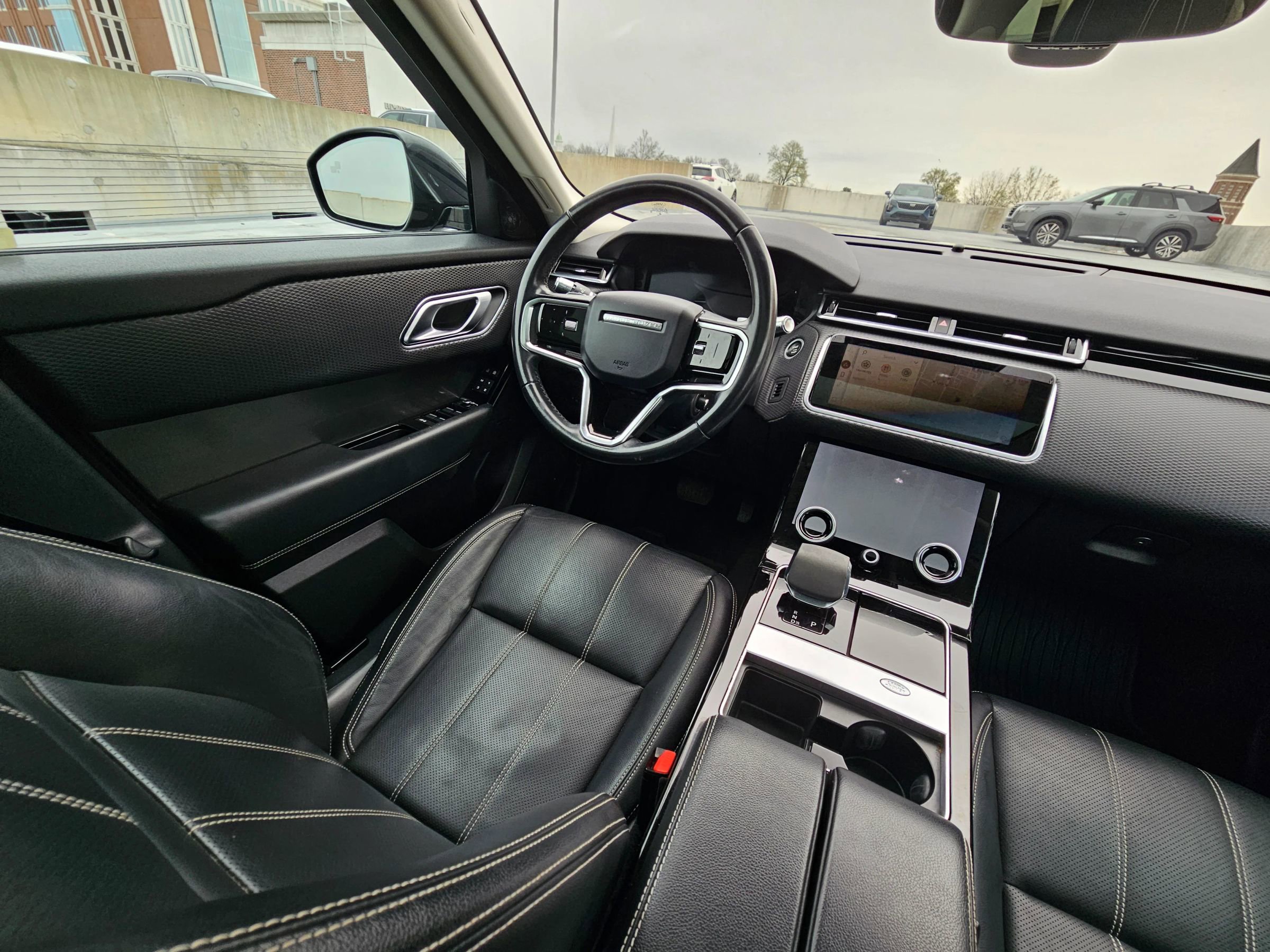 Used 2021 Land Rover Range Rover Velar S image 28