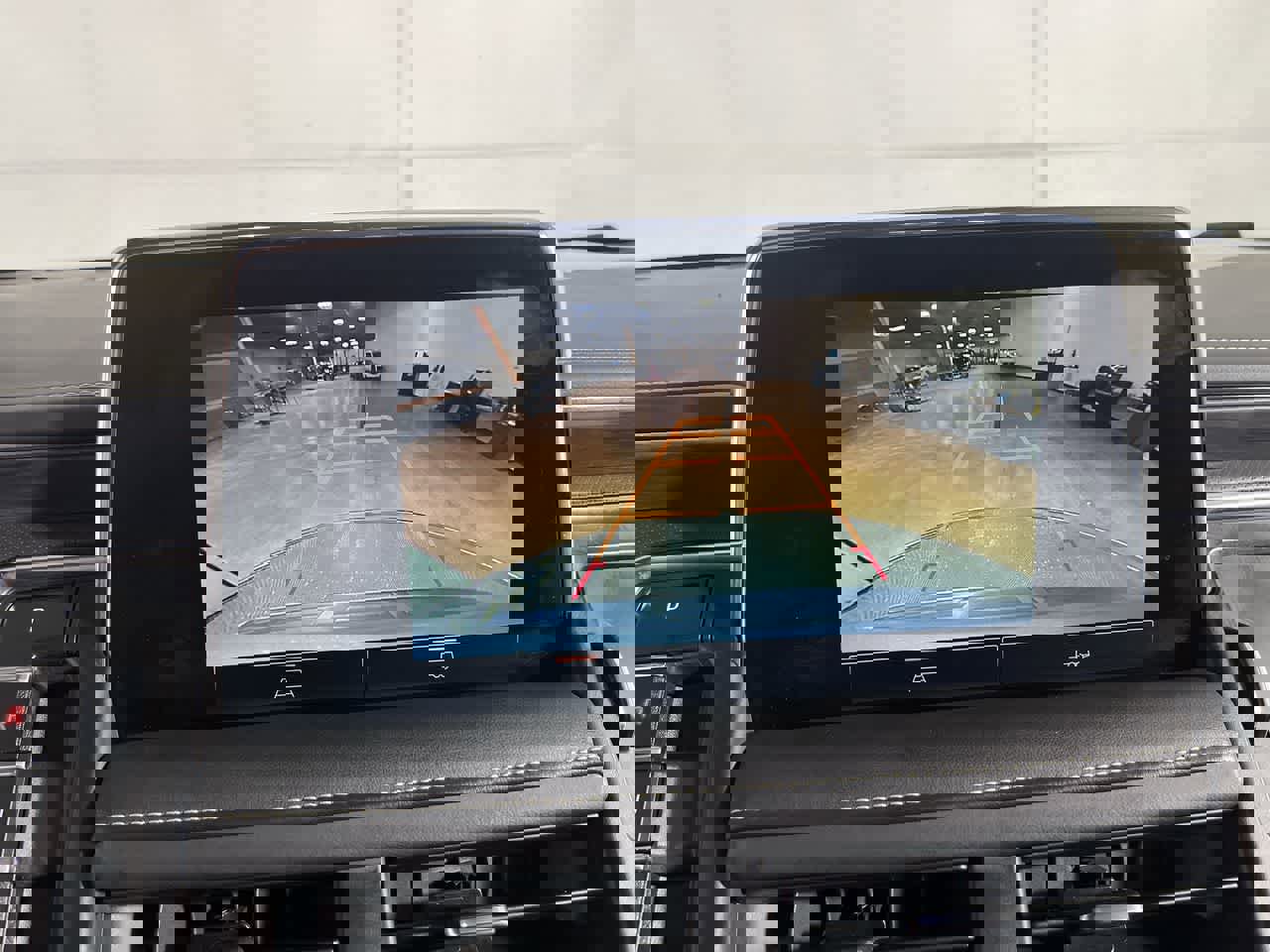 Used 2024 GMC Yukon SLT image 19