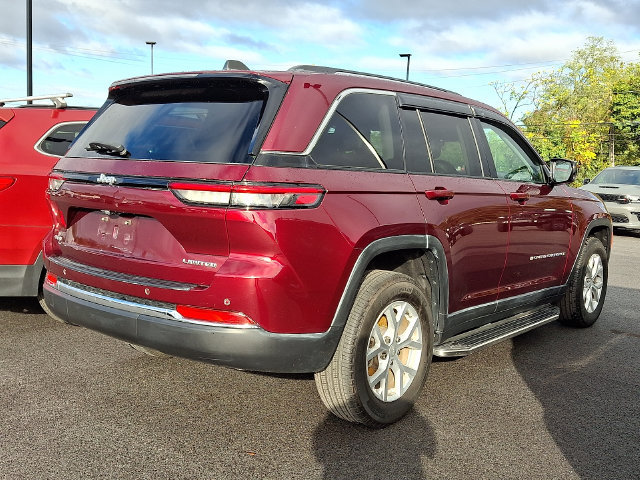 Used 2024 Jeep Grand Cherokee Limited AWD/4WD image 6