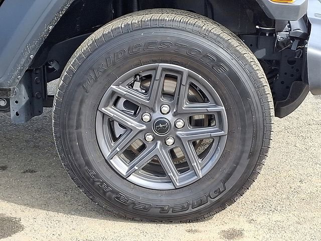 Used 2025 Jeep Gladiator Sport image 29