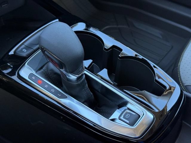 New 2026 Chevrolet Trax LT w/ Sunroof Package FWD image 15