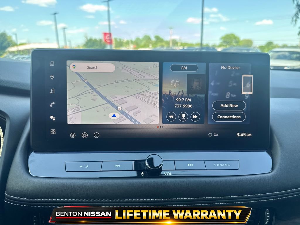 Used 2025 Nissan Rogue Platinum w/ Platinum Premium Package FWD image 18