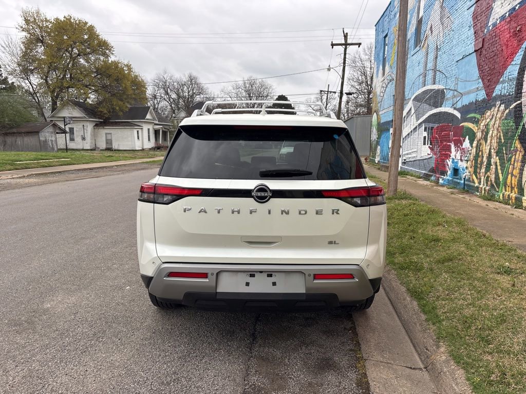 Used 2022 Nissan Pathfinder SL image 5