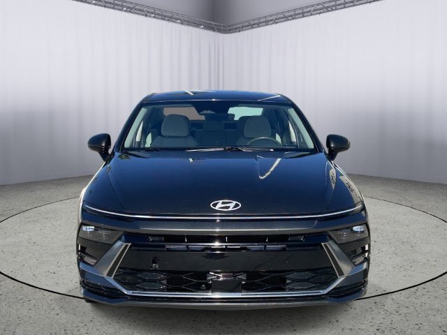 Used 2025 Hyundai Sonata SEL FWD image 4