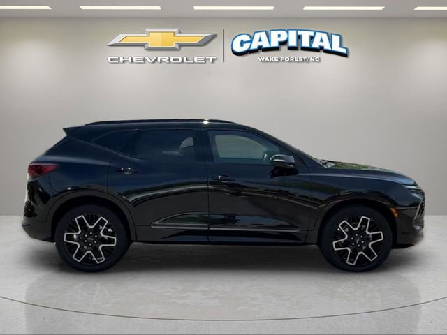 Used 2023 Chevrolet Blazer RS w/ Driver Confidence II Package image 7