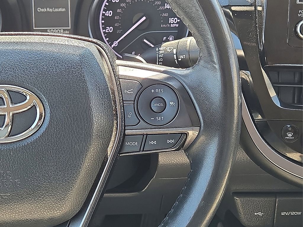 Used 2024 Toyota Camry SE w/ Convenience Package image 17