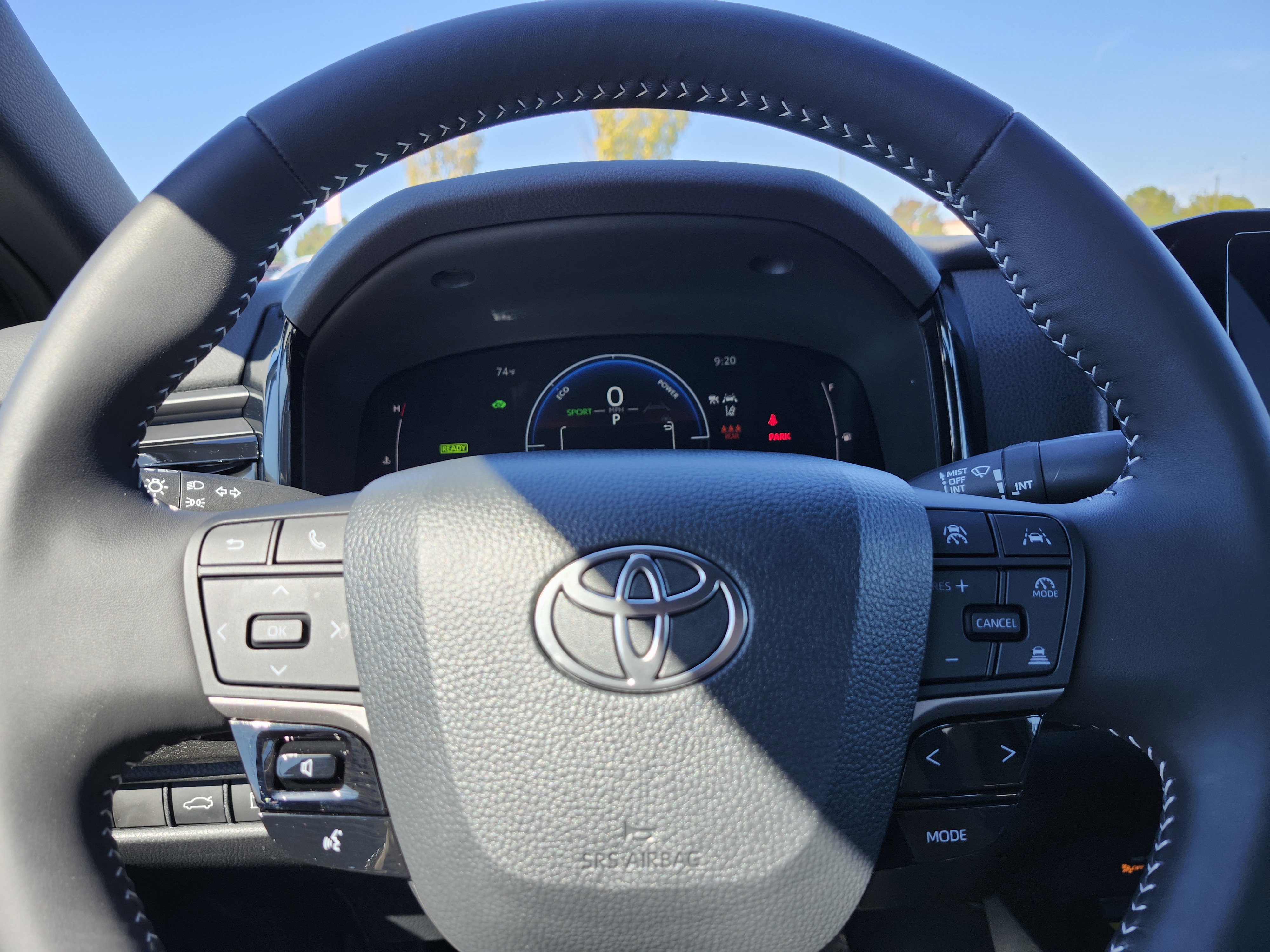 Used 2025 Toyota Camry LE image 21