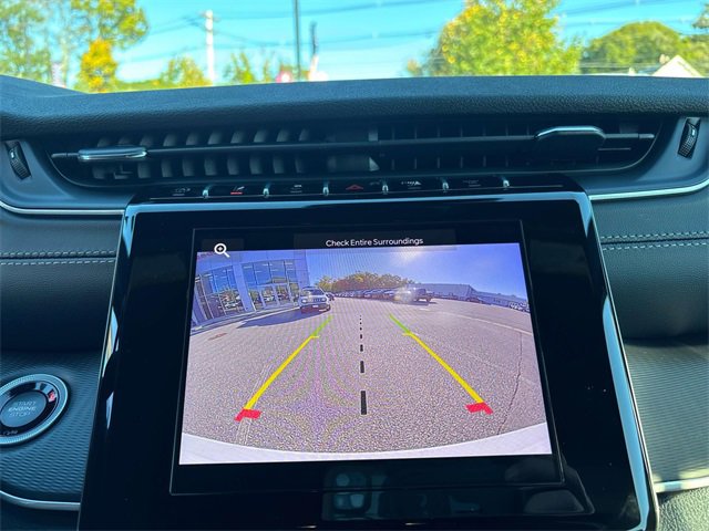 New 2025 Jeep Grand Cherokee Altitude image 11