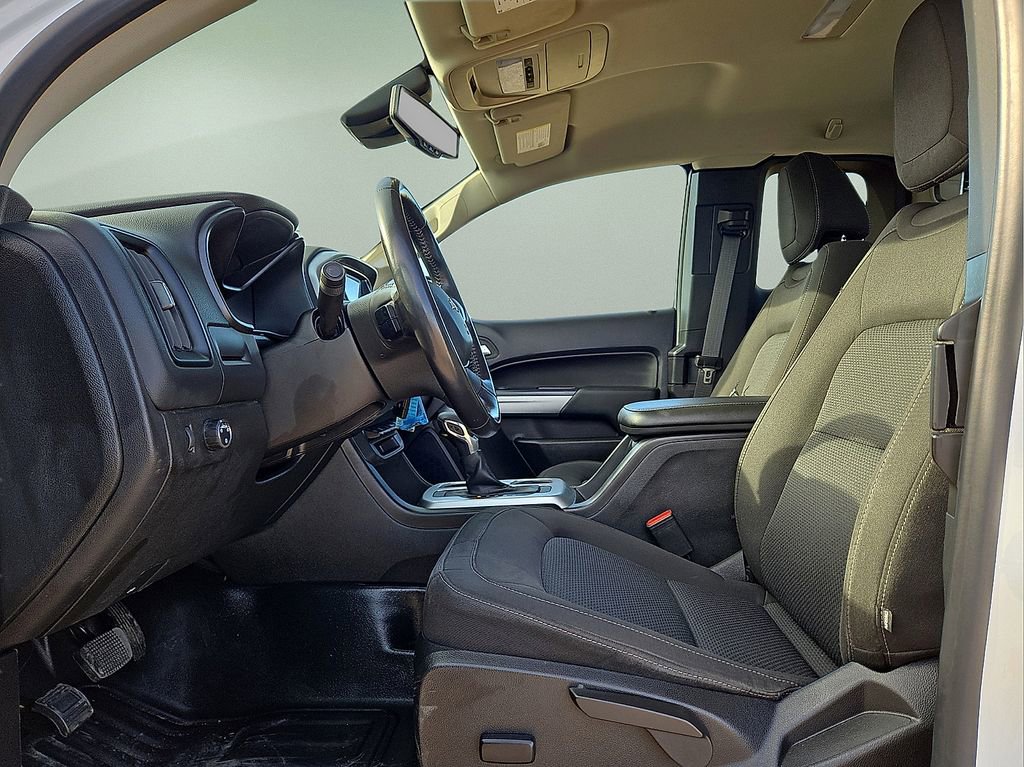 Used 2022 Chevrolet Colorado LT w/ Fleet Safety Package image 18