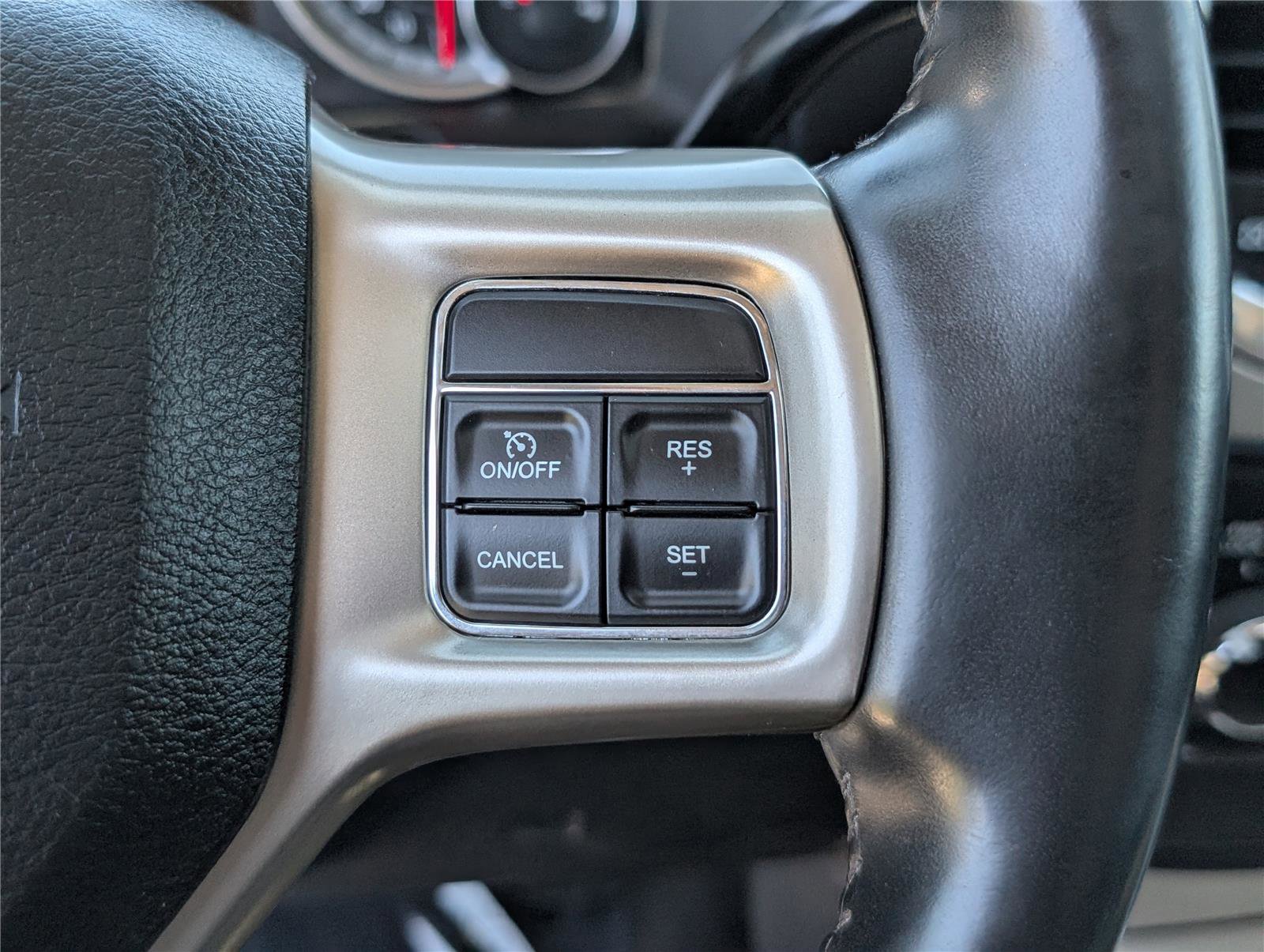 Used 2016 RAM 2500 Laramie AWD/4WD image 26