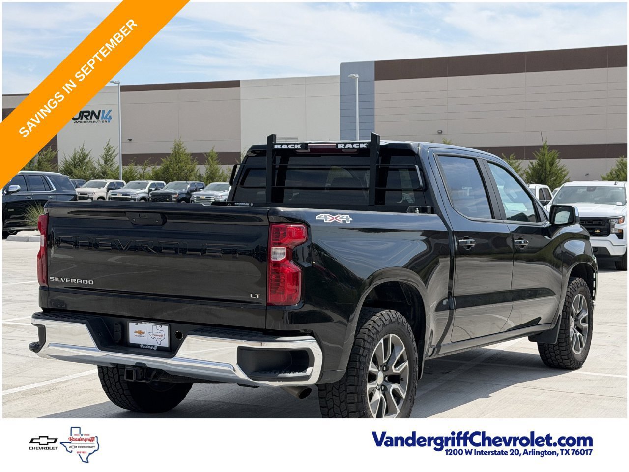 Used 2022 Chevrolet Silverado 1500 LT AWD/4WD image 4