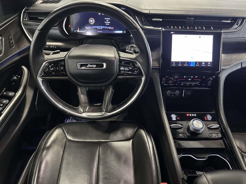 Certified 2022 Jeep Grand Cherokee L Overland w/ MOPAR Finishing Package image 19