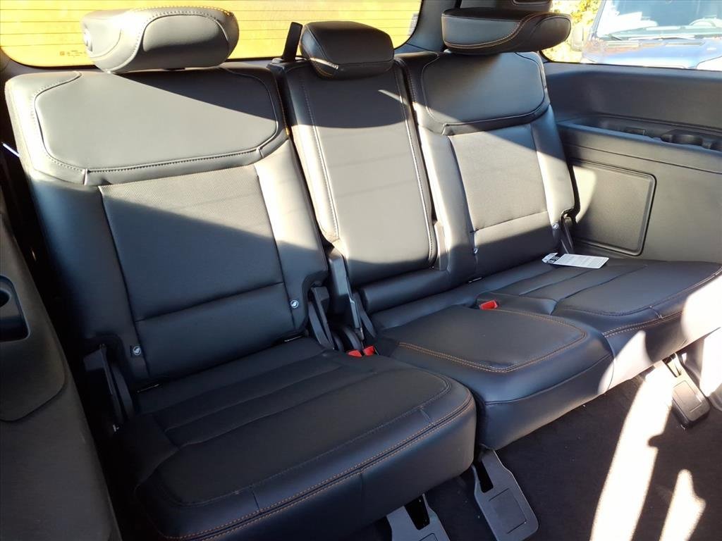 New 2025 Ford Expedition Tremor image 10