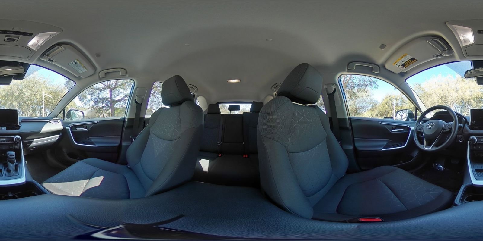 Used 2025 Toyota RAV4 XLE w/ Weather Package FWD image 38