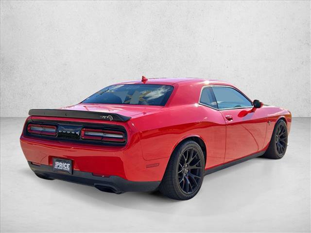 Used 2015 Dodge Challenger SRT Hellcat RWD image 5