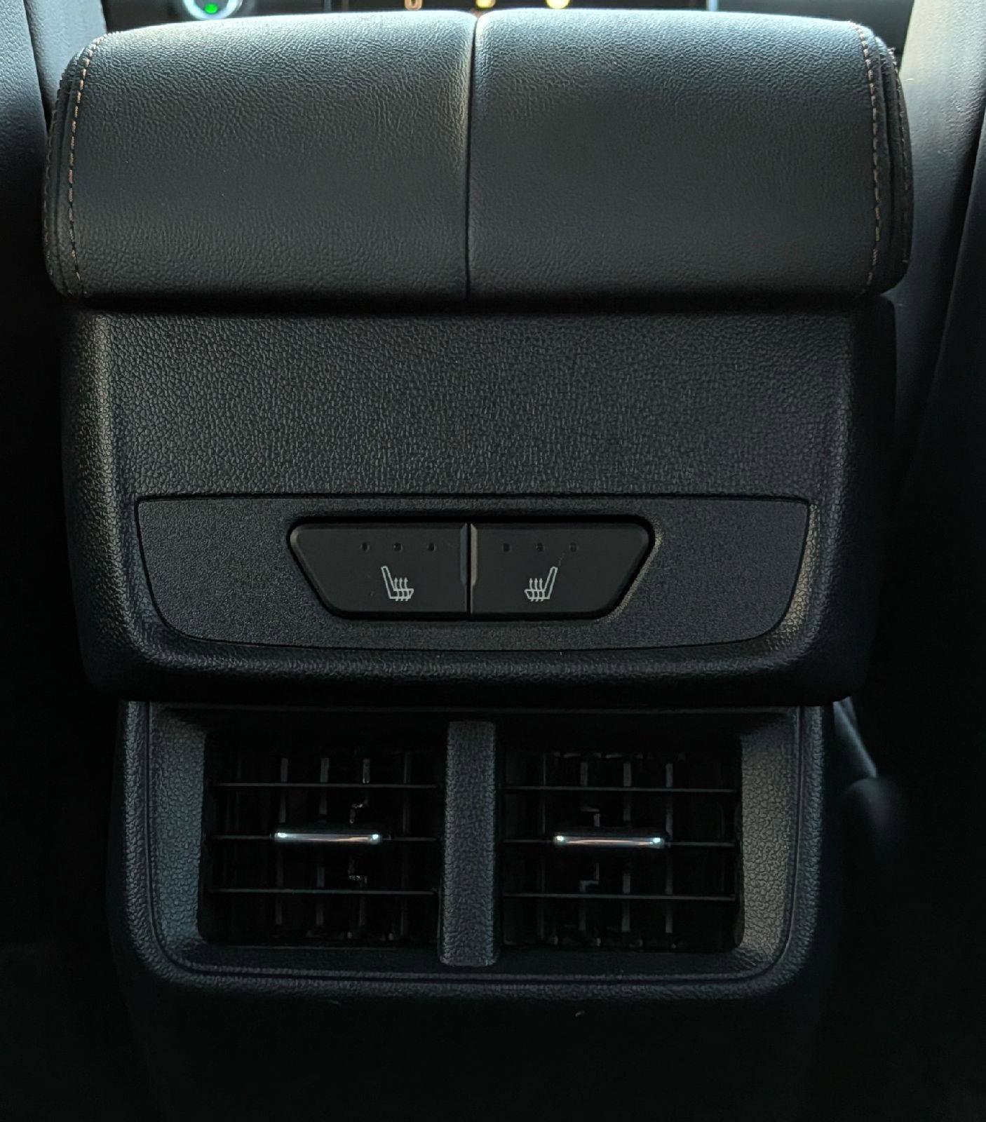 New 2026 GMC Terrain AT4 w/ Convenience Package III AWD/4WD image 22