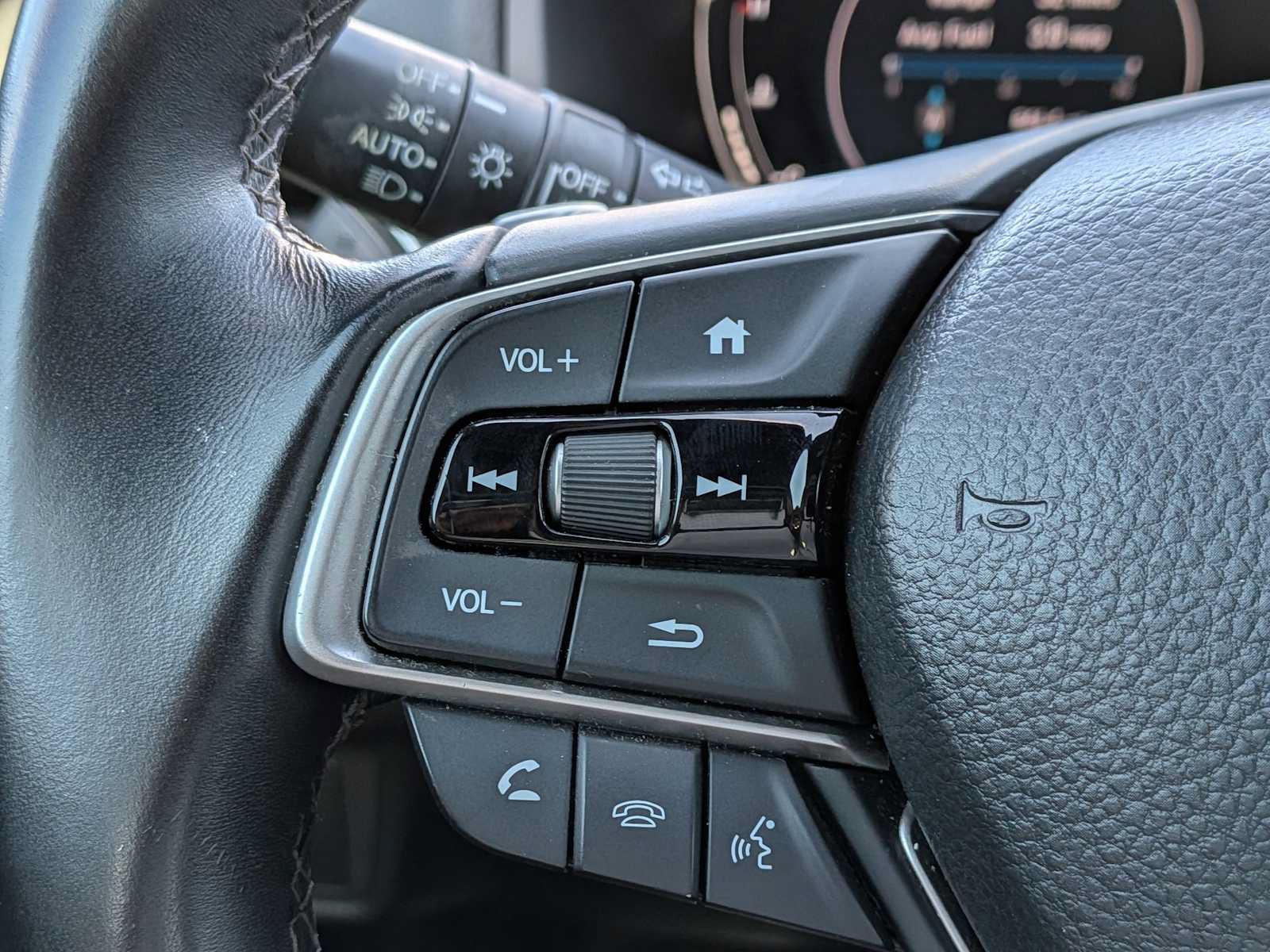 Used 2018 Honda Accord Sport image 24