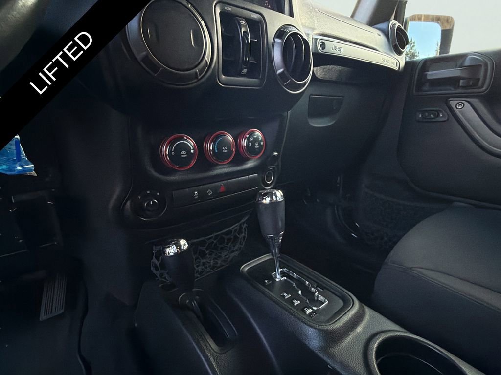 Used 2018 Jeep Wrangler Unlimited Sport S image 21
