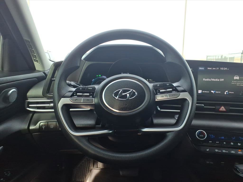 Certified 2023 Hyundai Elantra Blue image 19