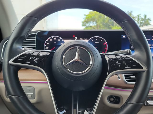 Used 2024 Mercedes-Benz GLS 450 4MATIC image 23