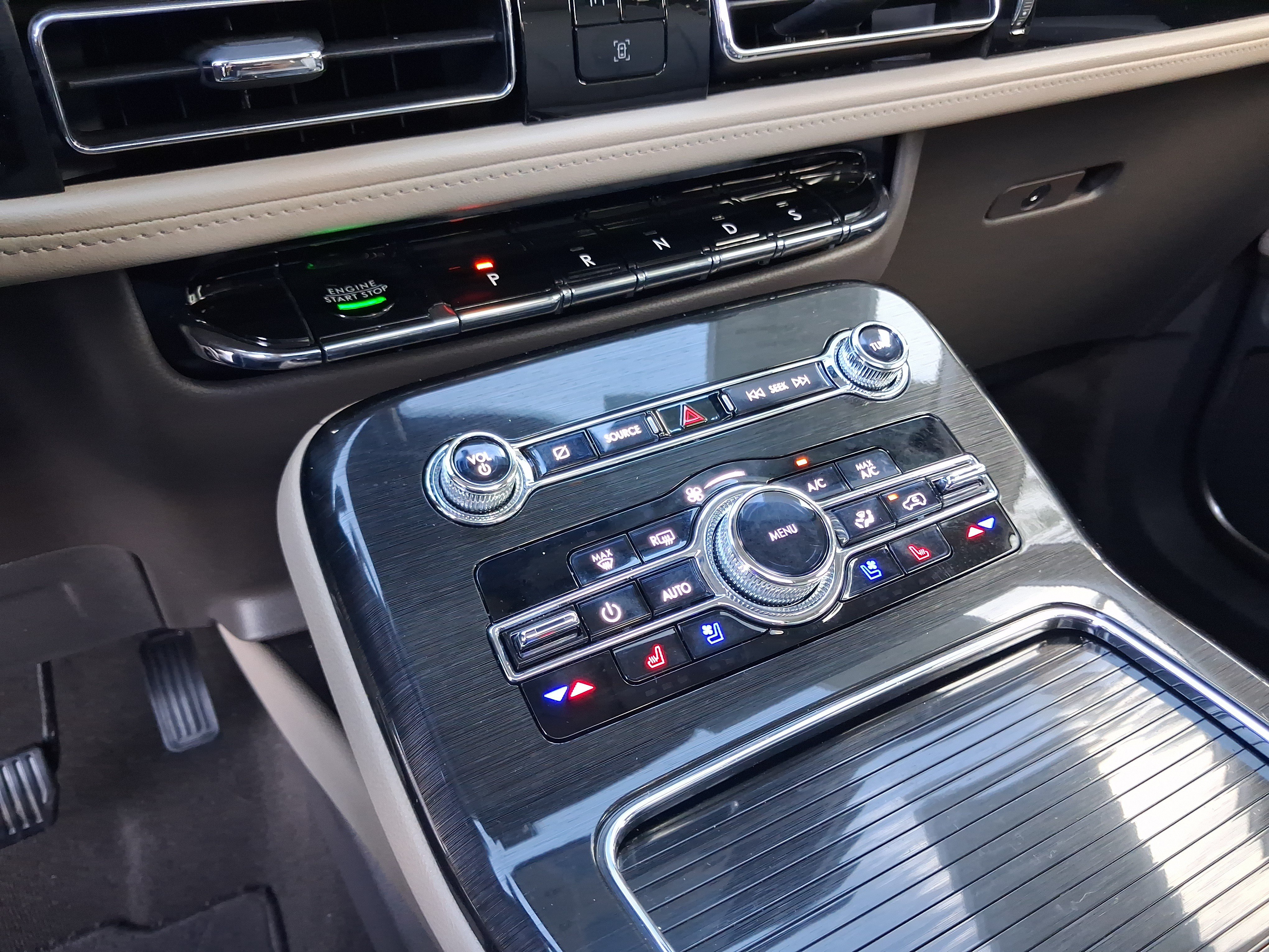 Certified 2023 Lincoln Nautilus Reserve FWD image 21