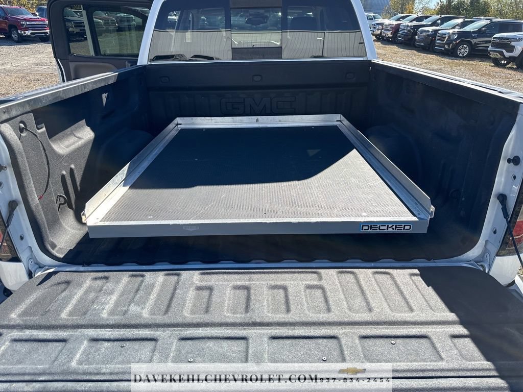 Used 2017 GMC Sierra 1500 SLT AWD/4WD image 30