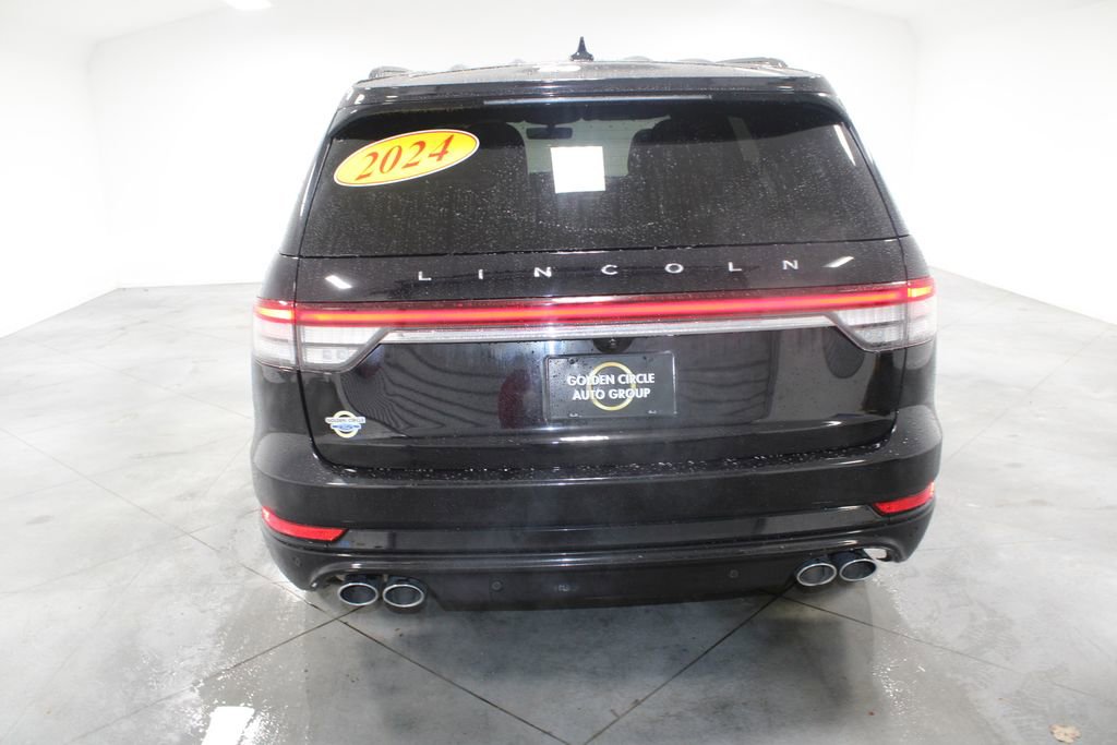 Used 2024 Lincoln Aviator Reserve w/ Equipment Group 201A image 8