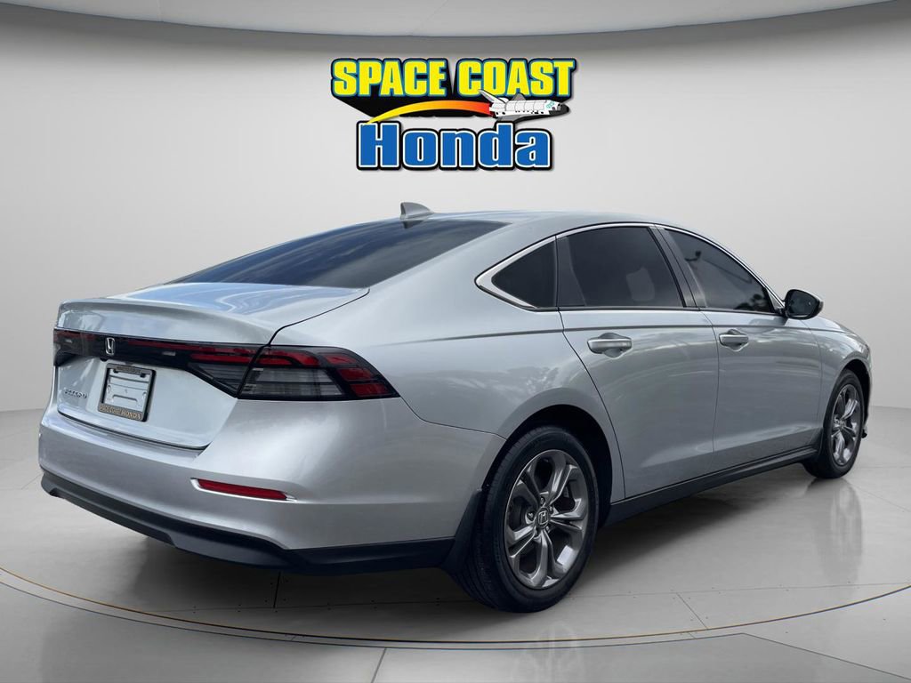 Used 2024 Honda Accord EX image 9