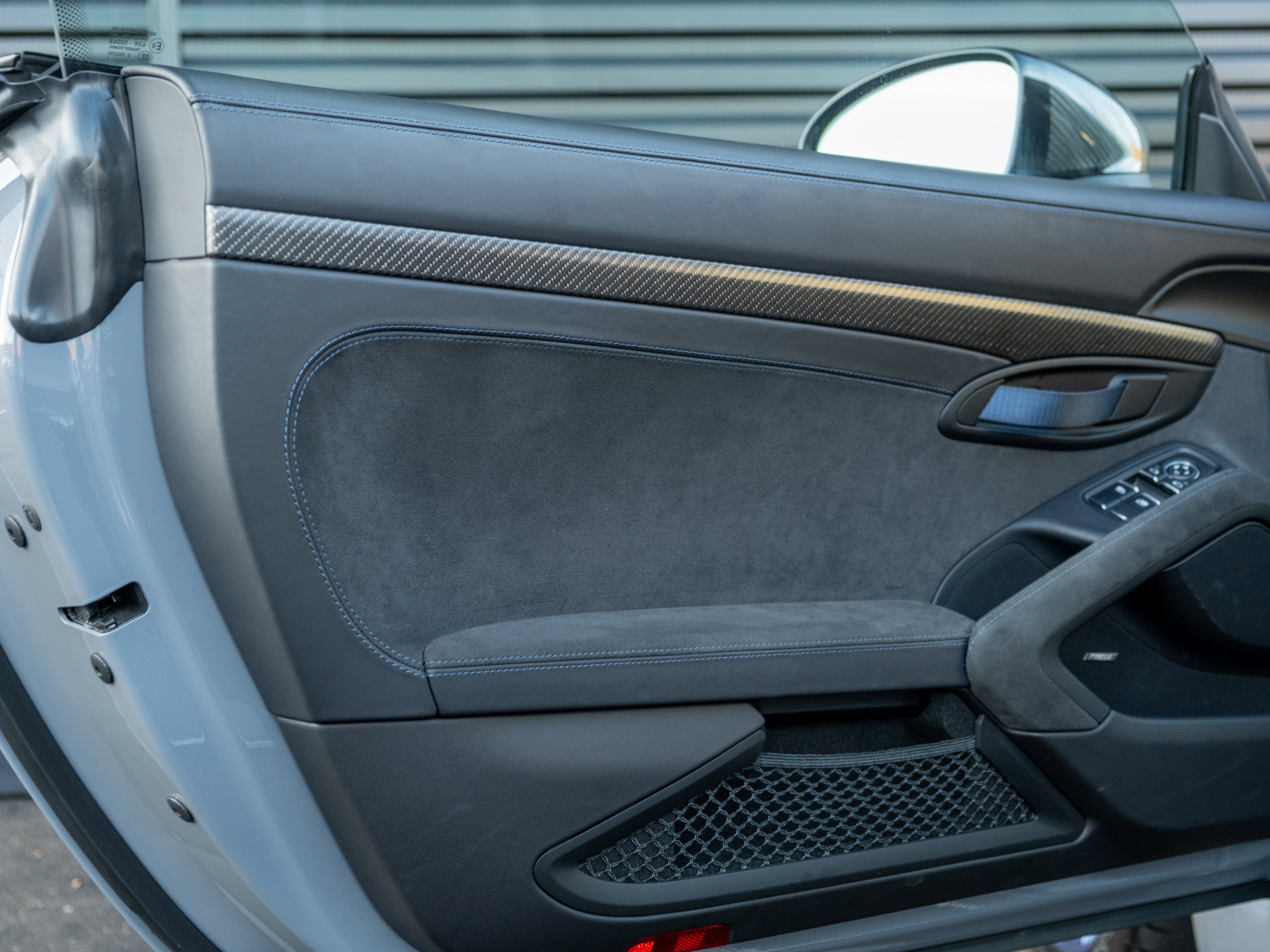 Certified 2023 Porsche 718 Cayman GT4 RS image 17