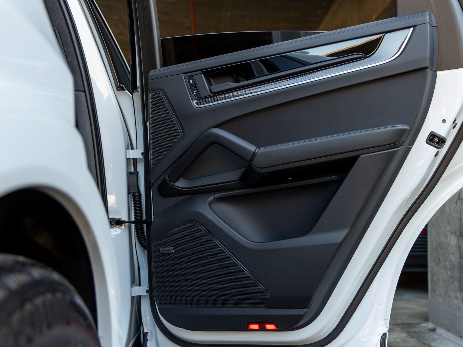 New 2025 Porsche Cayenne Turbo image 48