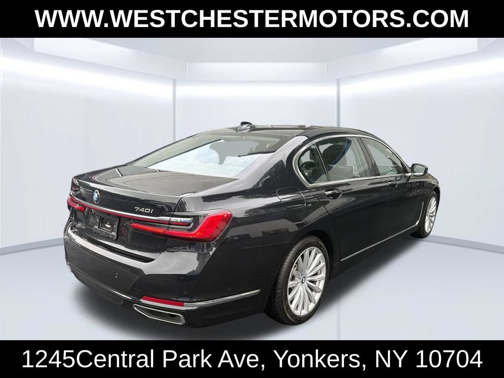 Used 2022 BMW 740i xDrive w/ Premium Package AWD/4WD image 5