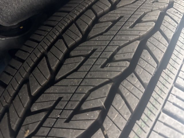 New 2026 Chevrolet Traverse LT w/ Sun and Wheel Package image 36