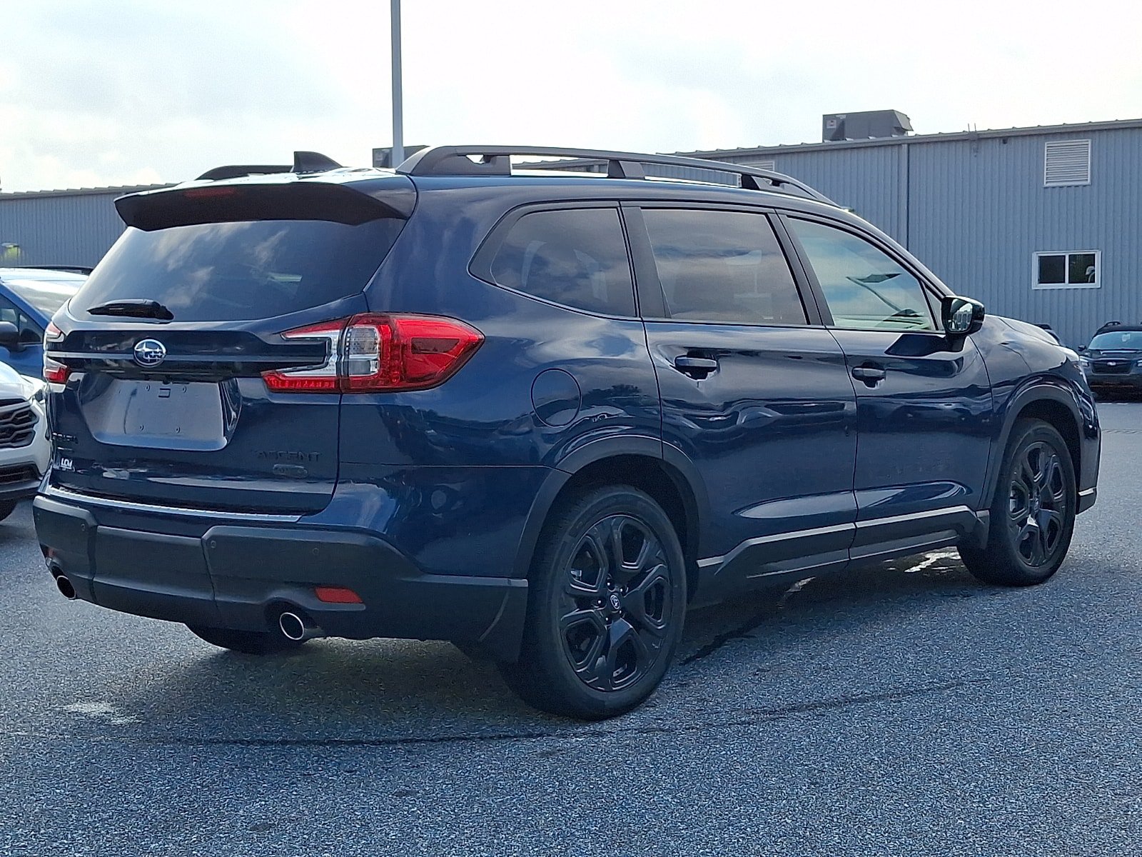Used 2024 Subaru Ascent Onyx Edition AWD/4WD image 4