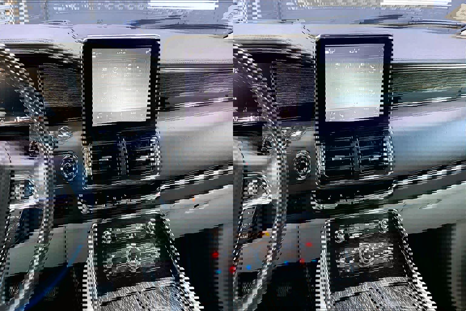 Used 2019 Lincoln Navigator L Black Label w/ Cargo Package image 6