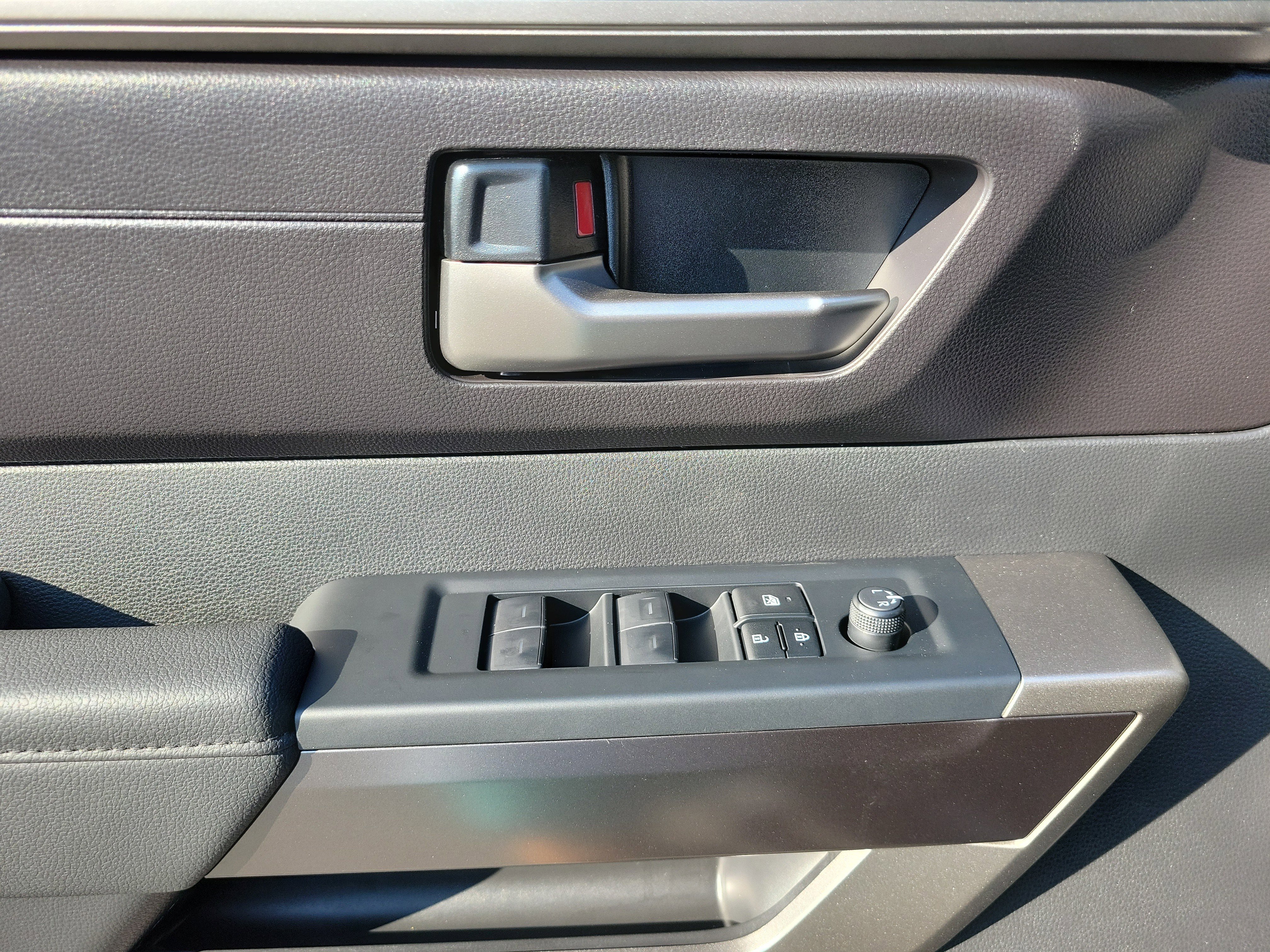 New 2026 Toyota Tundra SR5 w/ SR5 Convenience Package image 15