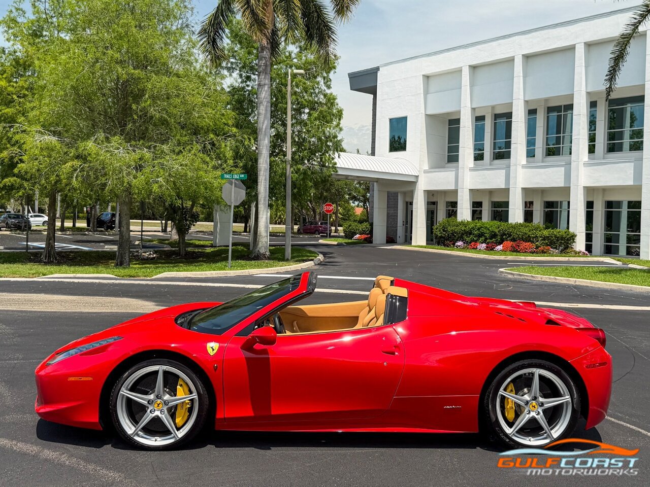 Used 2012 Ferrari 458 Spider RWD image 39