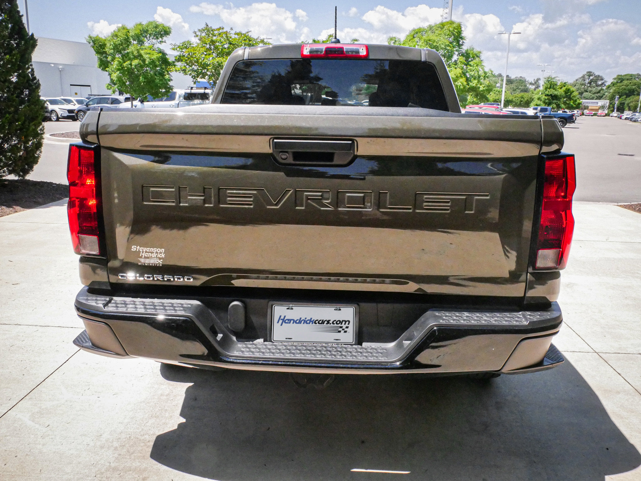 Used 2024 Chevrolet Colorado W/T RWD image 9