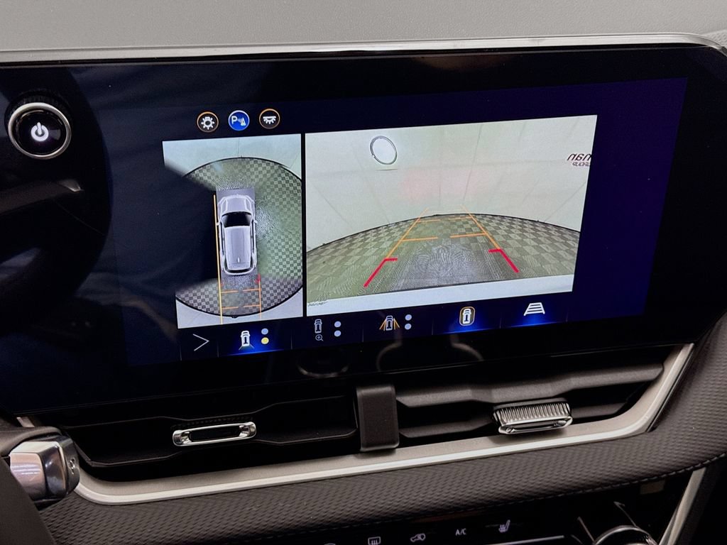 New 2026 Chevrolet Equinox LT FWD image 14