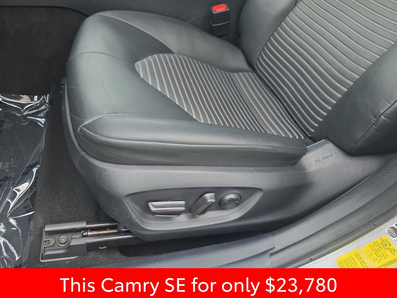 Used 2024 Toyota Camry SE image 34