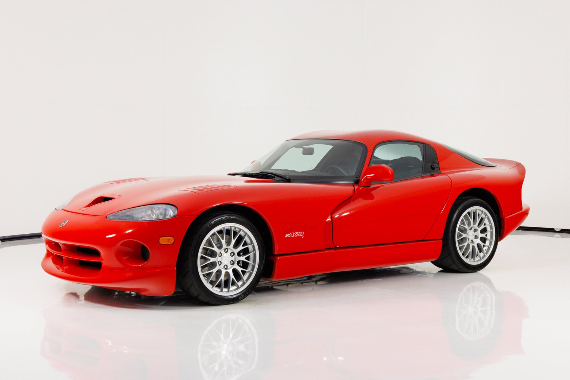 Used 1999 Dodge Viper GTS RWD image 7