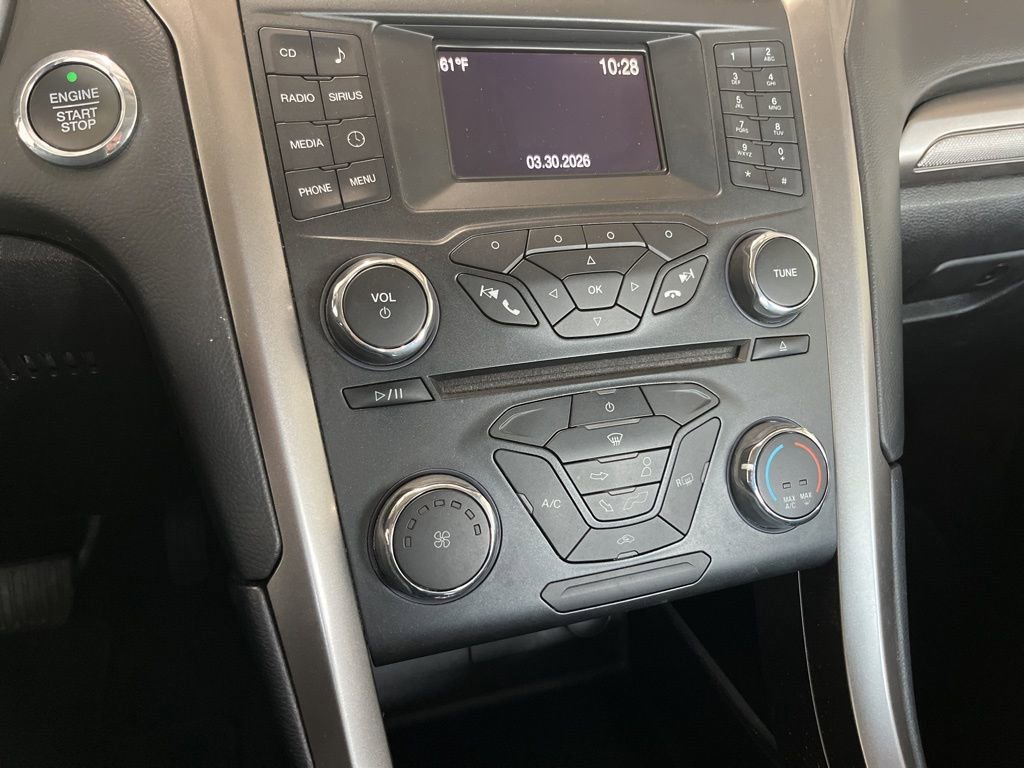 Used 2017 Ford Fusion SE image 15