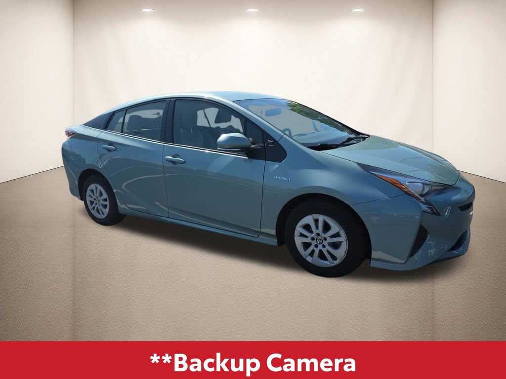 Used 2017 Toyota Prius Two FWD image 3