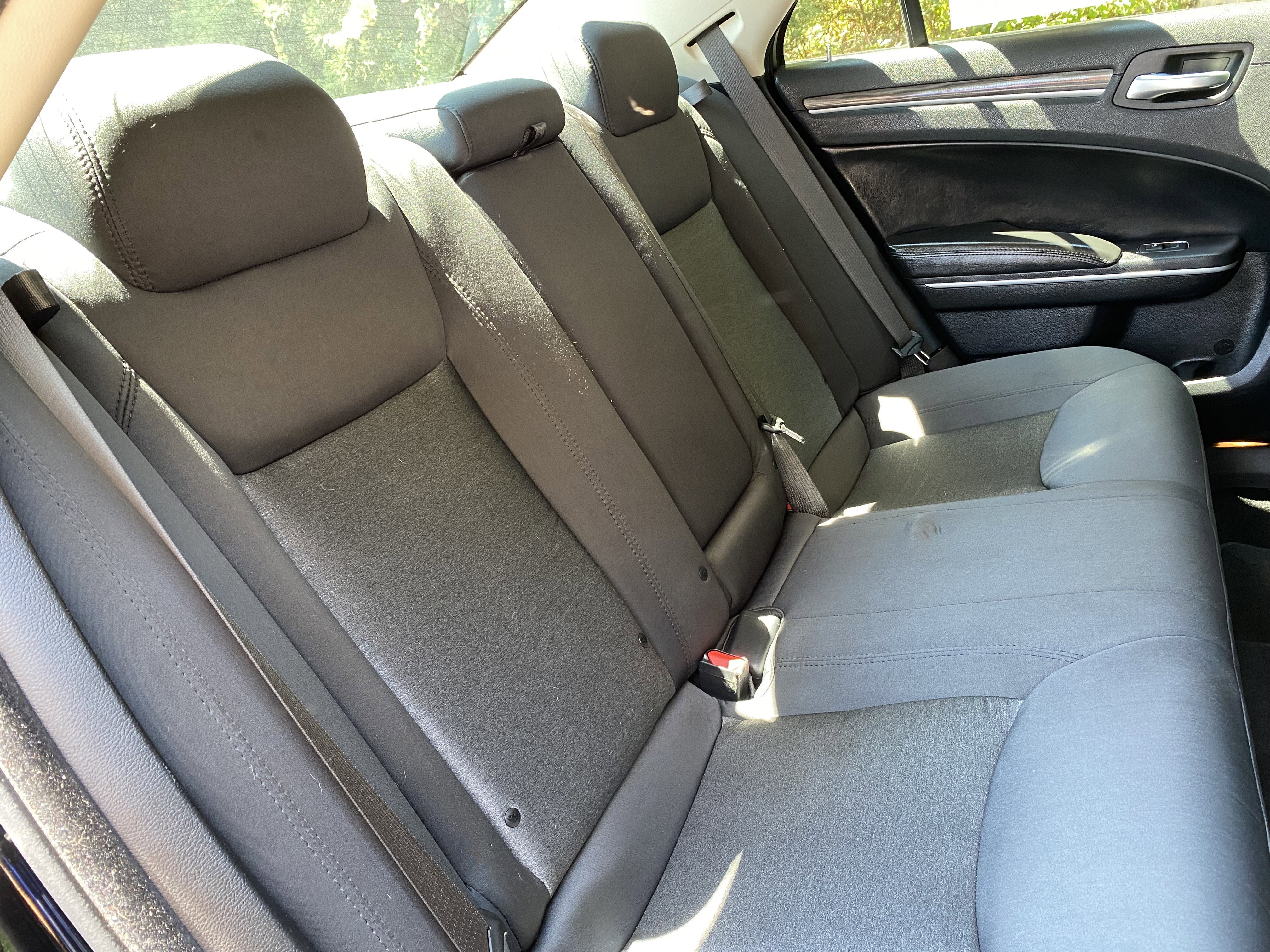 Used 2020 Chrysler 300 Touring w/ Sport Appearance Package image 34