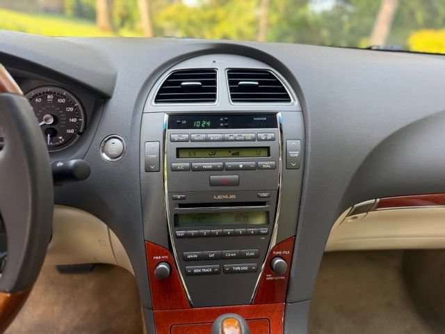 Used 2010 Lexus ES 350 FWD image 32