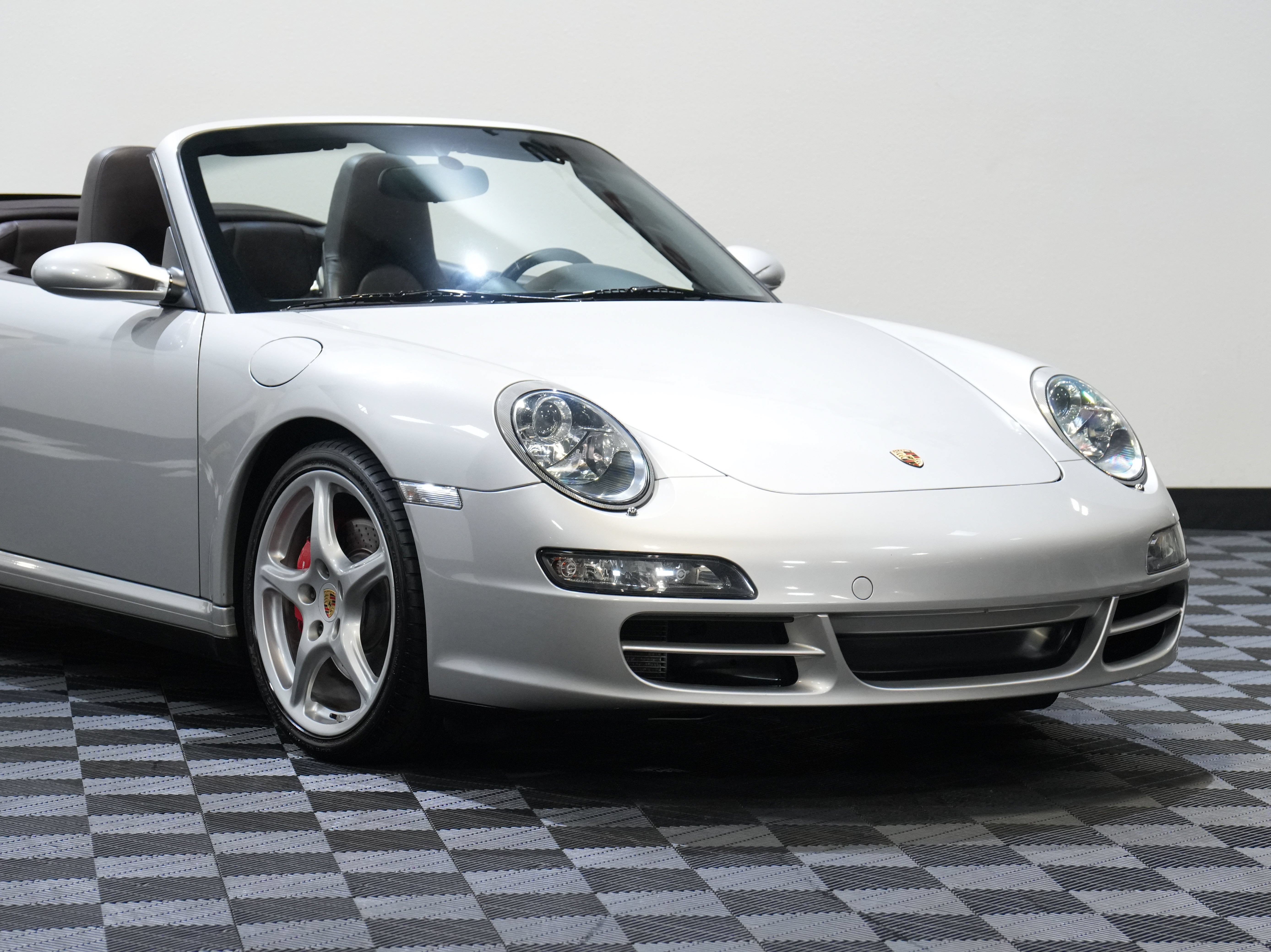 Used 2008 Porsche 911 Carrera 4S AWD/4WD image 9